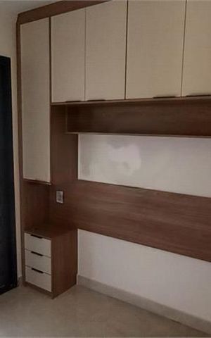 Casa de condomínio à venda com 550m², 2 quartos e 1 vaga