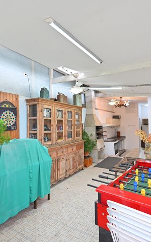 Casa à venda com 175m², 3 quartos e 4 vagasÁrea Gourmet