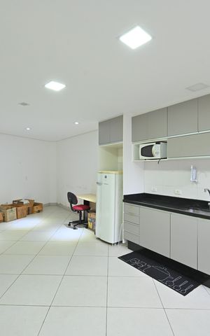 Casa à venda com 175m², 3 quartos e 4 vagasSala/Cozinha Casa 2