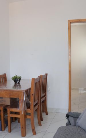 Casa de condomínio à venda com 46m², 2 quartos e 1 vaga Casa de condomínio à venda com 46m², 2 quartos e 1 vagaSala