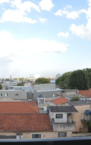 Casa de condomínio à venda com 46m², 2 quartos e 1 vaga Casa de condomínio à venda com 46m², 2 quartos e 1 vagaVista da janela quarto 2
