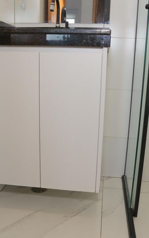 Casa de condomínio à venda com 46m², 2 quartos e 1 vaga Casa de condomínio à venda com 46m², 2 quartos e 1 vagaBanheiro