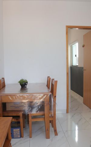 Casa de condomínio à venda com 46m², 2 quartos e 1 vaga Casa de condomínio à venda com 46m², 2 quartos e 1 vagaSala