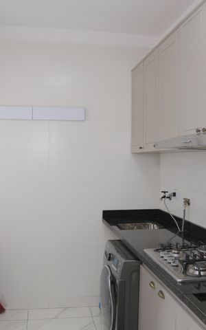 Casa de condomínio à venda com 46m², 2 quartos e 1 vaga Casa de condomínio à venda com 46m², 2 quartos e 1 vagaCozinha