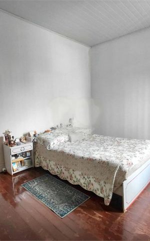 Casa à venda com 75m², 2 quartos e 1 vaga