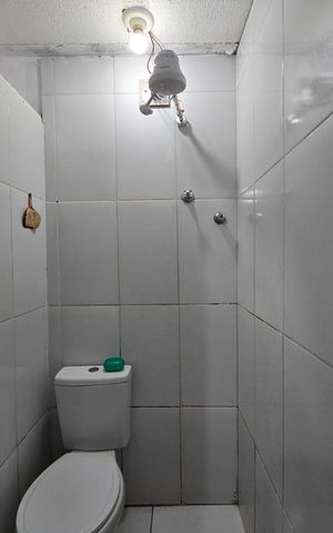 Casa à venda com 125m², 6 quartos e 1 vagaCasa 03/ Banheiro Social 