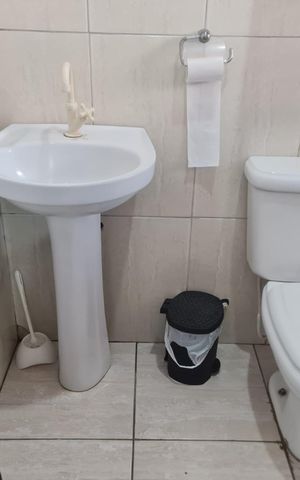 Casa à venda com 125m², 6 quartos e 1 vagaCasa 02/ Banheiro Social 