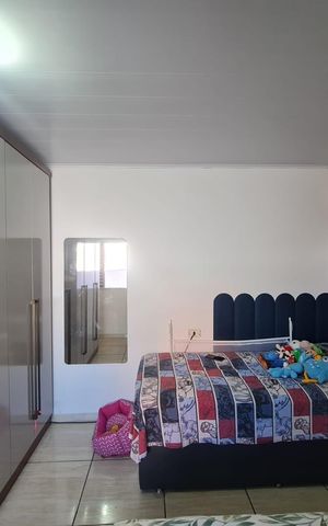 Casa à venda com 125m², 6 quartos e 1 vagaCasa 02/ Quarto 