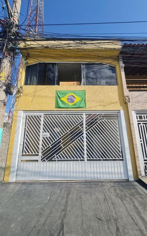 Casa à venda com 125m², 6 quartos e 1 vagaFachada 