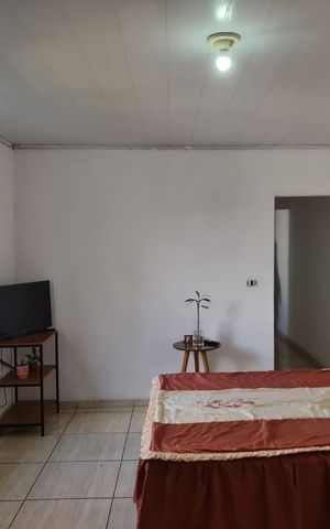 Casa à venda com 125m², 6 quartos e 1 vagaCasa 01/ Suíte 