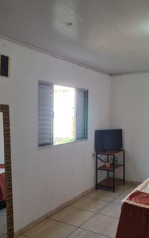 Casa à venda com 125m², 6 quartos e 1 vagaCasa 01/ Suíte 
