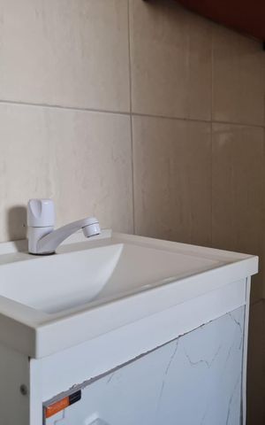 Casa à venda com 125m², 6 quartos e 1 vagaCasa 01/ Banheiro da Suíte 