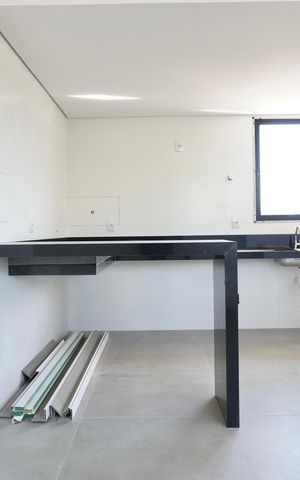 Apartamento à venda com 90m², 3 quartos e 2 vagasCozinha e Área de Serviço