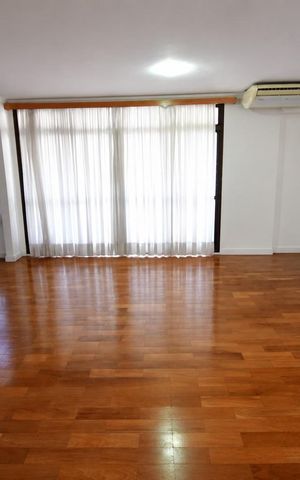 Apartamento para alugar com 218m², 4 quartos e 2 vagas Apartamento para alugar com 218m², 4 quartos e 2 vagasSala