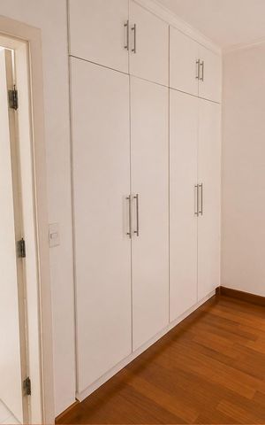 Apartamento para alugar com 218m², 4 quartos e 2 vagas Apartamento para alugar com 218m², 4 quartos e 2 vagasQuarto