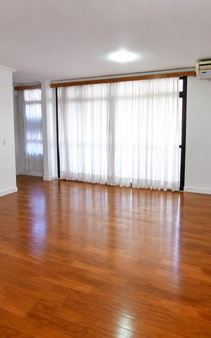 Apartamento para alugar com 218m², 4 quartos e 2 vagas Apartamento para alugar com 218m², 4 quartos e 2 vagasSala