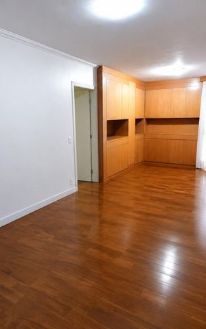 Apartamento para alugar com 218m², 4 quartos e 2 vagas Apartamento para alugar com 218m², 4 quartos e 2 vagasSala
