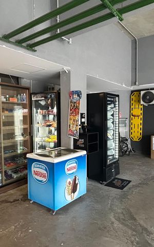 Studio para alugar com 34m², 1 quarto e sem vaga Studio para alugar com 34m², 1 quarto e sem vagaMini Mercado