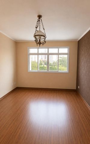 Apartamento à venda com 73m², 2 quartos e 1 vaga Apartamento à venda com 73m², 2 quartos e 1 vagaSala