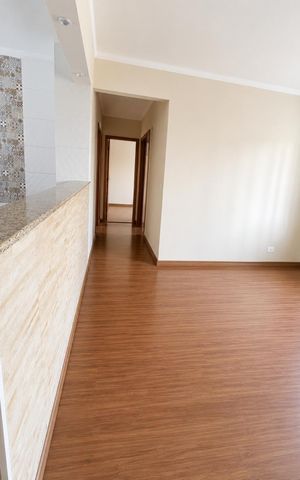 Apartamento à venda com 73m², 2 quartos e 1 vaga Apartamento à venda com 73m², 2 quartos e 1 vagaSala