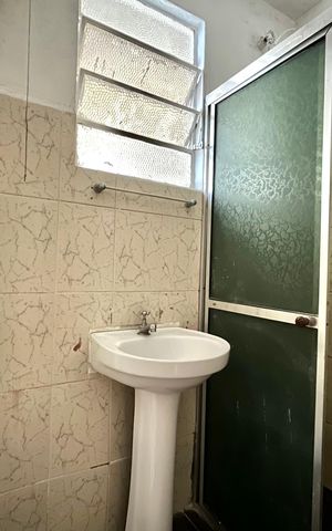 Casa para alugar com 40m², 1 quarto e sem vaga Casa para alugar com 40m², 1 quarto e sem vagaBanheiro da Suíte