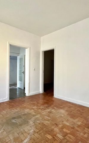 Casa para alugar com 40m², 1 quarto e sem vaga Casa para alugar com 40m², 1 quarto e sem vagaSala