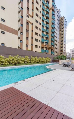 Apartamento à venda com 252m², 4 quartos e 4 vagas Apartamento à venda com 252m², 4 quartos e 4 vagasPiscina