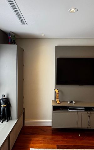 Apartamento à venda com 252m², 4 quartos e 4 vagas Apartamento à venda com 252m², 4 quartos e 4 vagasSuíte 4