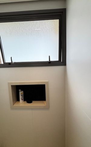 Apartamento à venda com 252m², 4 quartos e 4 vagas Apartamento à venda com 252m², 4 quartos e 4 vagasBanheiro da Suíte 4