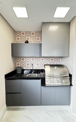 Apartamento à venda com 252m², 4 quartos e 4 vagas Apartamento à venda com 252m², 4 quartos e 4 vagasSala de Jantar - Varanda