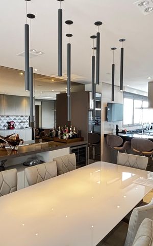 Apartamento à venda com 252m², 4 quartos e 4 vagas Apartamento à venda com 252m², 4 quartos e 4 vagasSala de Jantar