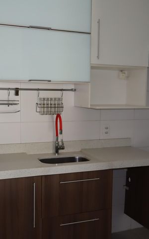 Apartamento à venda com 77m², 2 quartos e 1 vagaCozinha