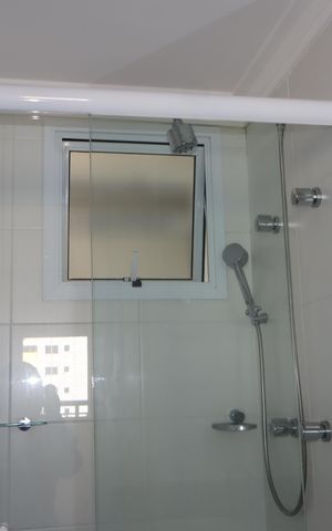 Apartamento à venda com 77m², 2 quartos e 1 vagaBanheiro Social