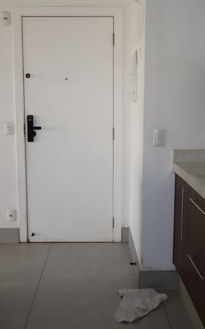Apartamento à venda com 77m², 2 quartos e 1 vagaÁrea de Serviço