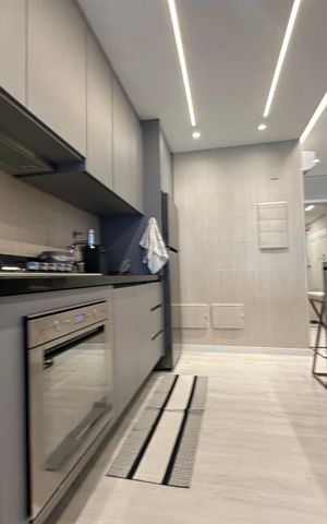 Apartamento à venda com 95m², 2 quartos e 2 vagas Apartamento à venda com 95m², 2 quartos e 2 vagasCozinha