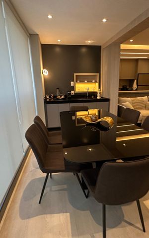Apartamento à venda com 95m², 2 quartos e 2 vagas Apartamento à venda com 95m², 2 quartos e 2 vagasVaranda da Sala
