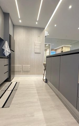 Apartamento à venda com 95m², 2 quartos e 2 vagas Apartamento à venda com 95m², 2 quartos e 2 vagasCozinha