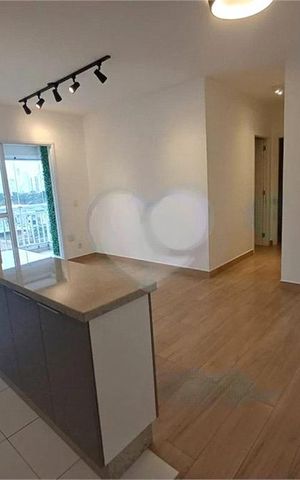 Apartamento à venda com 61m², 2 quartos e 1 vaga