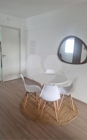Apartamento à venda com 37m², 1 quarto e sem vaga