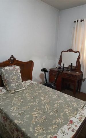 Casa à venda com 160m², 3 quartos e 2 vagas
