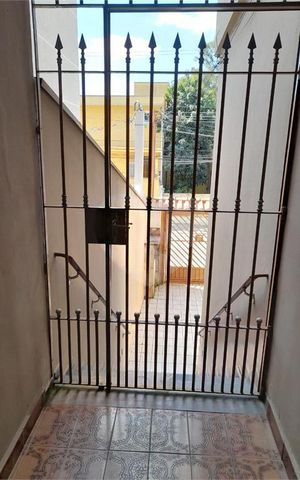 Casa à venda com 160m², 3 quartos e 2 vagas