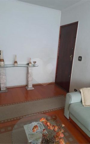 Casa à venda com 160m², 3 quartos e 2 vagas