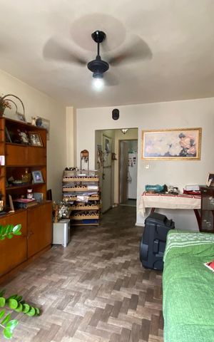 Apartamento à venda com 63m², 2 quartos e 1 vaga Apartamento à venda com 63m², 2 quartos e 1 vagaSala