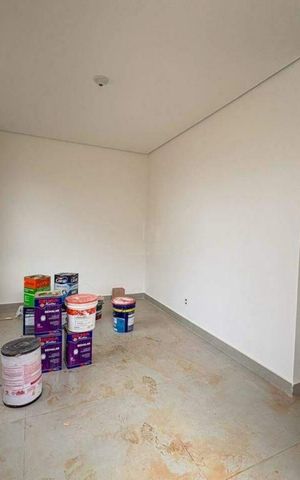 Casa à venda com 106m², 3 quartos e 3 vagas