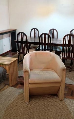 Casa à venda com 200m², 3 quartos e 4 vagas