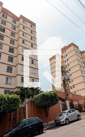 Apartamento para alugar com 57m², 2 quartos e 1 vaga Apartamento para alugar com 57m², 2 quartos e 1 vagaFachada