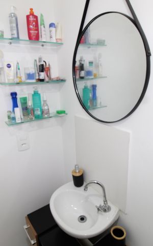 Apartamento para alugar com 24m², 1 quarto e sem vagaBanheiro