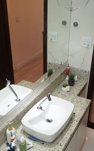 Casa à venda com 265m², 3 quartos e 10 vagasBanheiro