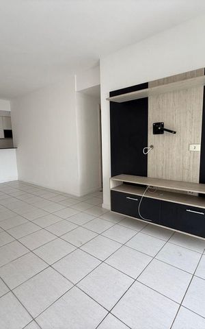 Apartamento à venda com 96m², 3 quartos e 1 vaga Apartamento à venda com 96m², 3 quartos e 1 vagaSala