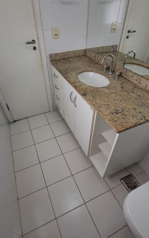 Apartamento à venda com 96m², 3 quartos e 1 vaga Apartamento à venda com 96m², 3 quartos e 1 vagaBanheiro